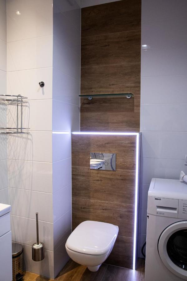 Maya'S Flats & Resorts 39 - Walowa 25 กดัญสก์ ภายนอก รูปภาพ